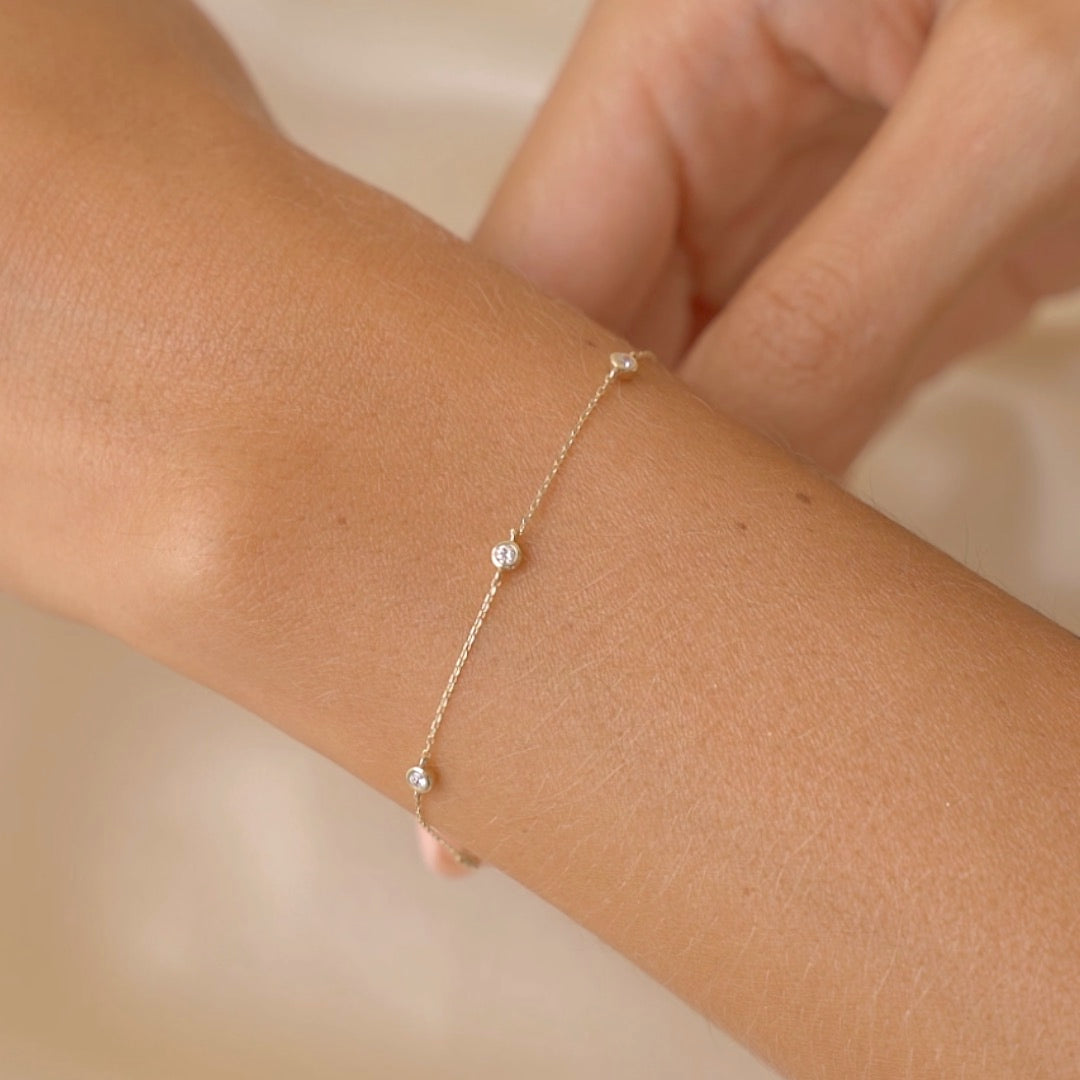 Bezel Set Diamond Bracelet 14k White Gold - Vilda